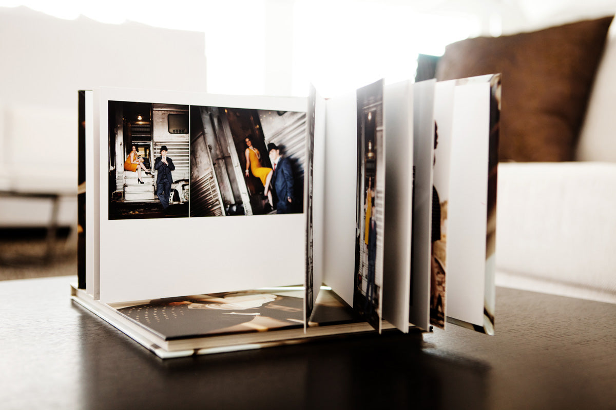 The Giclée Signature Book